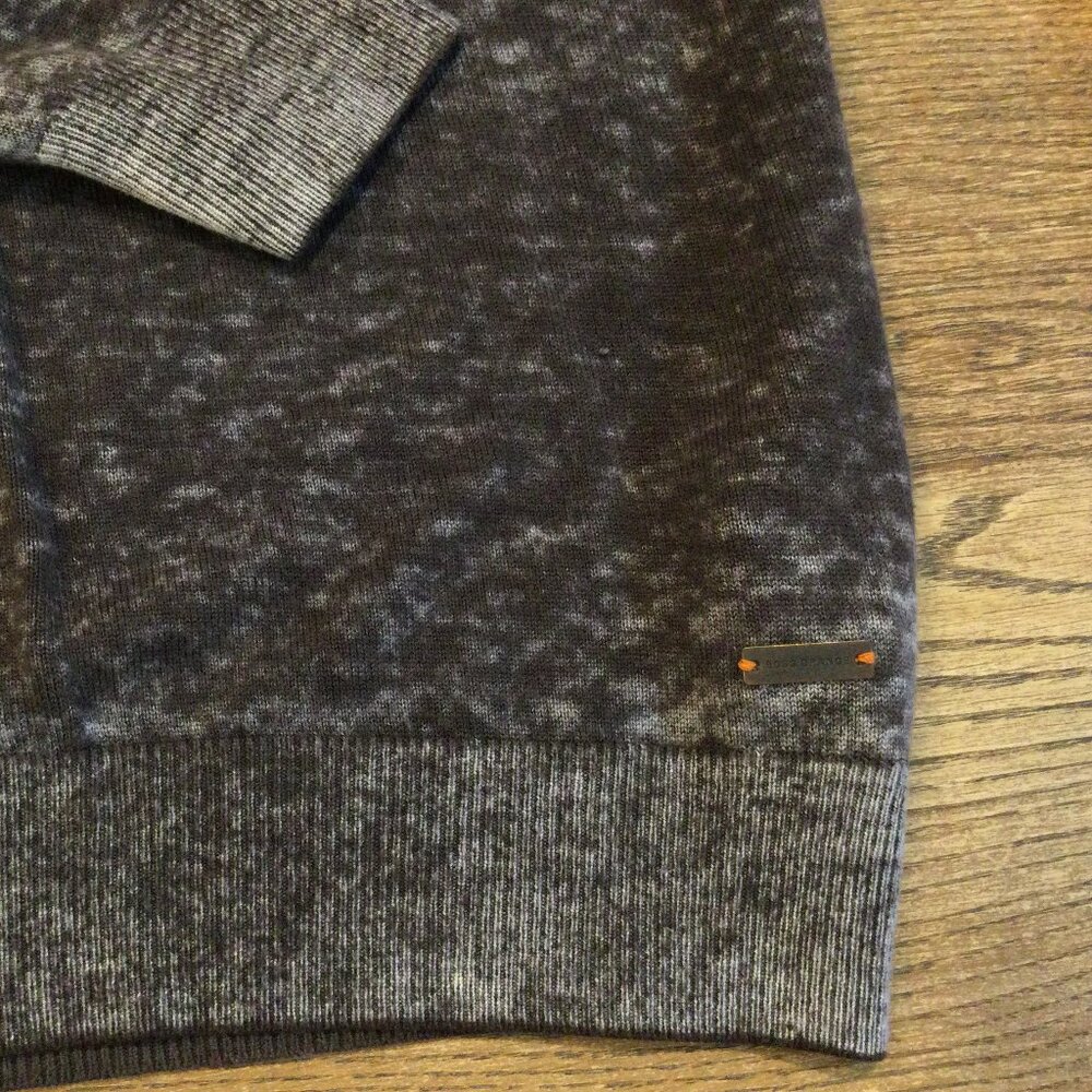 Boss Sid Pocket Long-Sleeve Crewneck T-Shirt - Picture 6 of 9